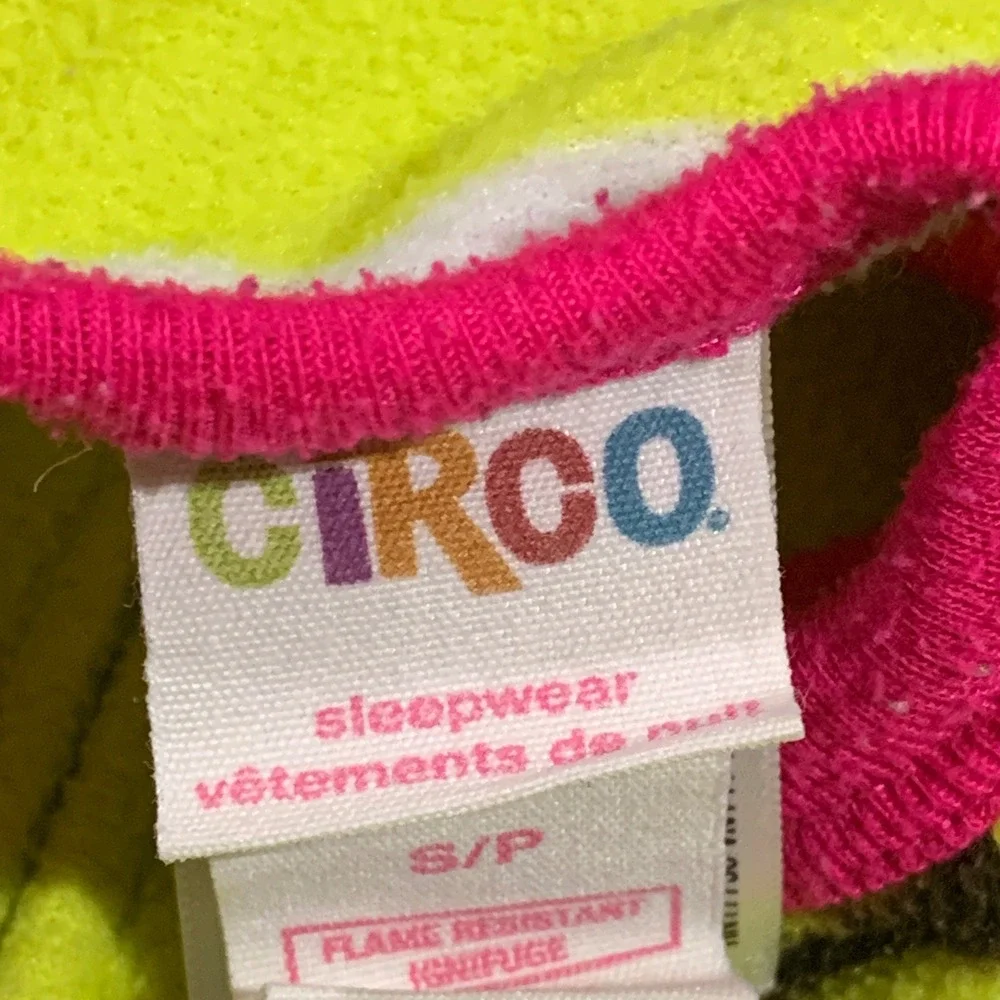 Circo Girls Footed Pajamas 2-Pack Size S 6/6x Fleece Owls Monkeys Bright Colors‎